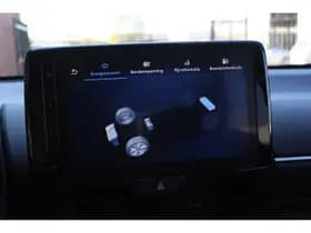 Toyota Yaris thumbnail 23