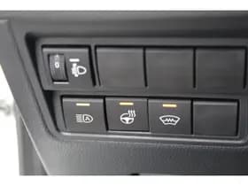 Toyota Yaris thumbnail 4