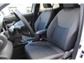 Toyota Yaris thumbnail 5