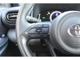 Toyota Yaris thumbnail 10