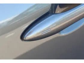 Toyota Yaris thumbnail 8