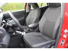 Toyota Yaris thumbnail 10