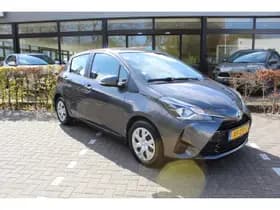 Toyota Yaris thumbnail 12