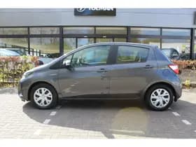 Toyota Yaris thumbnail 18