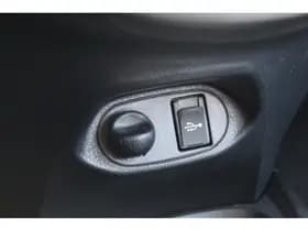 Toyota Yaris thumbnail 20