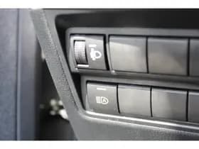 Toyota Yaris thumbnail 25