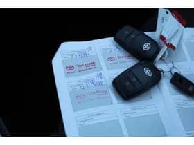 Toyota Yaris thumbnail 28