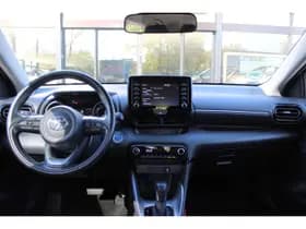 Toyota Yaris thumbnail 4