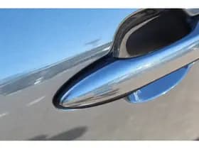 Toyota Yaris thumbnail 6