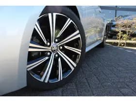 Toyota Corolla thumbnail 13
