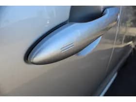 Toyota Corolla thumbnail 15