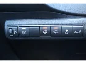 Toyota Corolla thumbnail 22