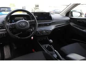 Hyundai i20 thumbnail 2