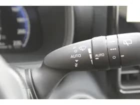 Toyota Yaris thumbnail 22
