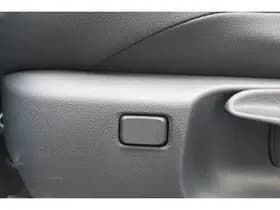 Toyota Yaris thumbnail 10