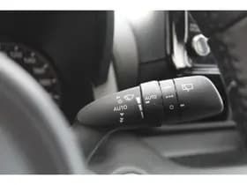 Toyota Yaris thumbnail 21