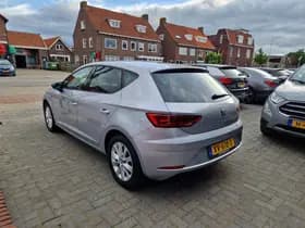 Seat Leon 1.5 TGI Style, Navigatie,Apple Car Play,L.M.Velgen,Parkeersensoren thumbnail 2