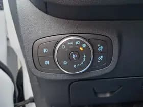 Ford Fiesta 1.0 EcoBoost Titanium,Navigatie,Stuurverwarming,Stuurverwarming,Apple Car Play,Android thumbnail 14