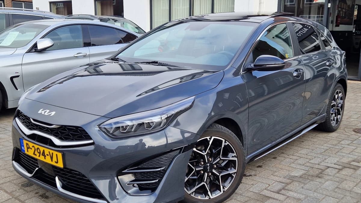 Kia Ceed 1.0 T-GDi GT-Line, Panoramadak,Stoel/stuurverwarming,Apple carplay/ Android auto, Dodehoeksensor — foto 1