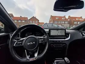 Kia Ceed 1.0 T-GDi GT-Line, Panoramadak,Stoel/stuurverwarming,Apple carplay/ Android auto, Dodehoeksensor thumbnail 6