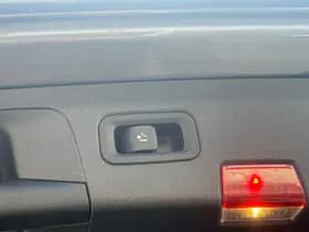 Mercedes-Benz A-klasse 180 Business Solution AMG,Camera, Elek. trekhaak,Stoelverwarming,Apple carplay/ Android auto,Navigatie thumbnail 18