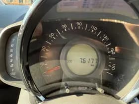 Citroen C1 1.0 VTi Feel, Navigatie,Apple Carplay/Android,Airco,Achteruitrij camera thumbnail 17