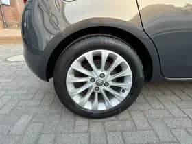 Opel Corsa 1.4 Cosmo automaat, Climate control,Achteruitrij camera,Parkeersensoren, thumbnail 8