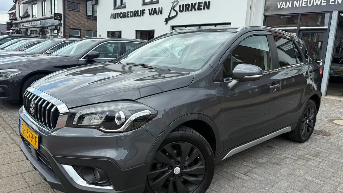 Suzuki S-Cross 1.0 Boosterjet Exclusive, Stoelverwarming,Navigatie,Trekhaak,Achteruitrij camera — foto 1