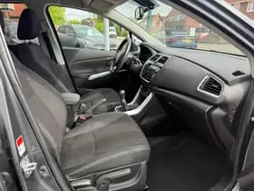 Suzuki S-Cross 1.0 Boosterjet Exclusive, Stoelverwarming,Navigatie,Trekhaak,Achteruitrij camera thumbnail 21