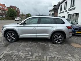 Skoda Kodiaq 1.5 TSI Sportline Business,Stuurverwarming,Stoelverwarming,Apple Carplay/Android,Navigatie thumbnail 5
