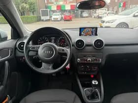 Audi A1 Sportback 1.0 TFSI Adrenalin, Navigatie,L.M.Velgen,Extra getint glas,Airco,Cruise control thumbnail 17