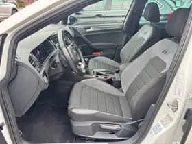 Volkswagen Golf 1.5 TSI Highline Business R-Line, Apple Carplay/Android,Panoramadak,Navigatie,Parkeersensoren thumbnail 11