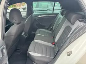 Volkswagen Golf 1.5 TSI Highline Business R-Line, Apple Carplay/Android,Panoramadak,Navigatie,Parkeersensoren thumbnail 12