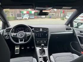 Volkswagen Golf 1.5 TSI Highline Business R-Line, Apple Carplay/Android,Panoramadak,Navigatie,Parkeersensoren thumbnail 13