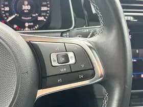 Volkswagen Golf 1.5 TSI Highline Business R-Line, Apple Carplay/Android,Panoramadak,Navigatie,Parkeersensoren thumbnail 18