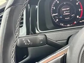 Volkswagen Golf 1.5 TSI Highline Business R-Line, Apple Carplay/Android,Panoramadak,Navigatie,Parkeersensoren thumbnail 19