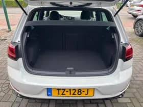 Volkswagen Golf 1.5 TSI Highline Business R-Line, Apple Carplay/Android,Panoramadak,Navigatie,Parkeersensoren thumbnail 34