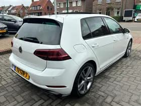 Volkswagen Golf 1.5 TSI Highline Business R-Line, Apple Carplay/Android,Panoramadak,Navigatie,Parkeersensoren thumbnail 5