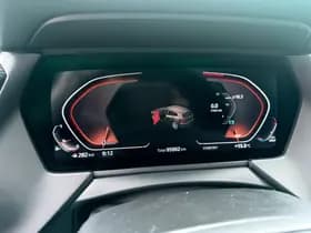 BMW 1-serie 118i High Executive Edition, Panoramadak,Apple Carplay/Android,Stoelverwarming,Navigatie,Achteruitrij camera thumbnail 18