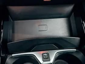 BMW 1-serie 118i High Executive Edition, Panoramadak,Apple Carplay/Android,Stoelverwarming,Navigatie,Achteruitrij camera thumbnail 24