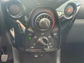 Peugeot 108 1.0 e-VTi Allure, Apple Carplay/Android Navigatie, Airco,Bluetooth telefoonvoorbereiding thumbnail 15