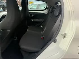 Peugeot 108 1.0 e-VTi Allure, Apple Carplay/Android Navigatie, Airco,Bluetooth telefoonvoorbereiding thumbnail 21