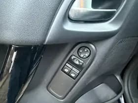 Citroen C3 1.0 PureTech Feel Edition, Navigatie,Climate control,Cruise control,Isofix thumbnail 13