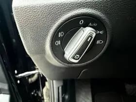 Volkswagen T-Roc 1.5 TSI Sport,Panoramadak,Trekhaak,Apple Carplay/Android,L.M.Velgen thumbnail 13