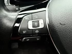 Volkswagen T-Roc 1.5 TSI Sport,Panoramadak,Trekhaak,Apple Carplay/Android,L.M.Velgen thumbnail 14