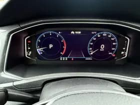 Volkswagen T-Roc 1.5 TSI Sport,Panoramadak,Trekhaak,Apple Carplay/Android,L.M.Velgen thumbnail 16