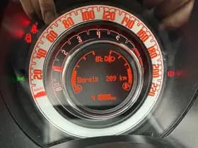 Fiat 500 1.0 Hybrid Pop, Cruise control,Airco,Dimlichten automatisch,Bluetooth telefoonvoorbereiding thumbnail 17