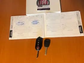 Fiat 500 1.0 Hybrid Pop, Cruise control,Airco,Dimlichten automatisch,Bluetooth telefoonvoorbereiding thumbnail 23