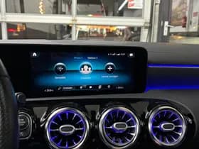 Mercedes-Benz CLA-klasse Shooting Brake 180 Business Solution Luxury,Schuif/kanteldak,AMG-stuurwiel,stoelverwarming,Vol leder thumbnail 26