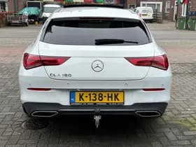 Mercedes-Benz CLA-klasse Shooting Brake 180 Business Solution Luxury,Schuif/kanteldak,AMG-stuurwiel,stoelverwarming,Vol leder thumbnail 4
